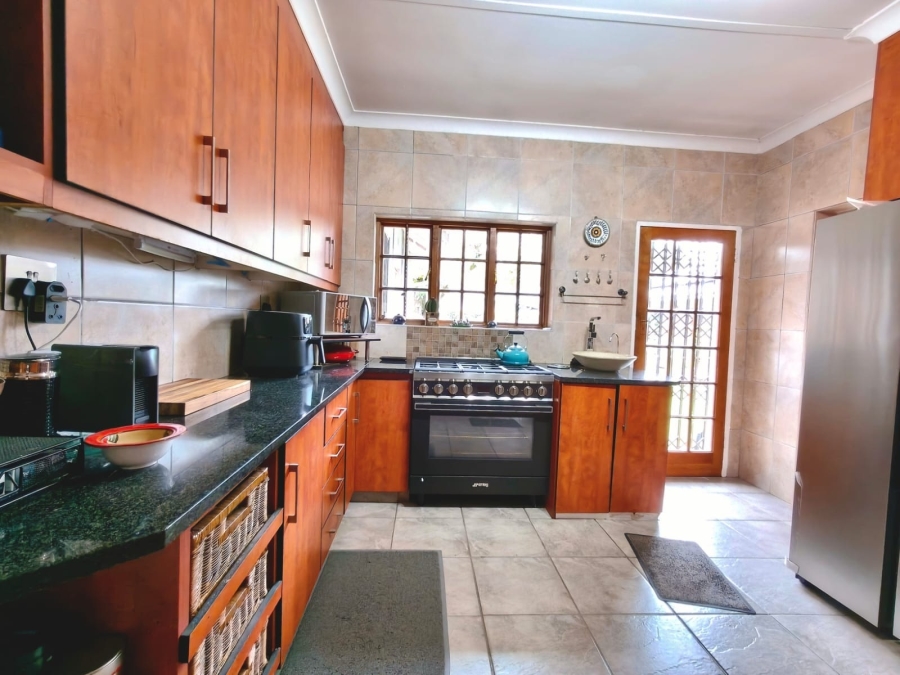 4 Bedroom Property for Sale in Oewersig North West
